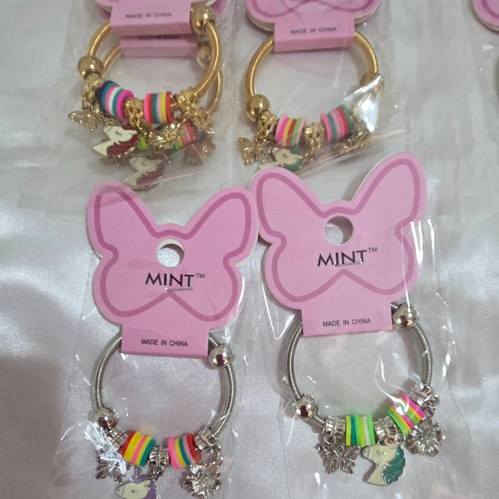 Mint Baby Small Metal Bracelet Lot of 8 Colorful Charm Bangles Kids Jewelry Set